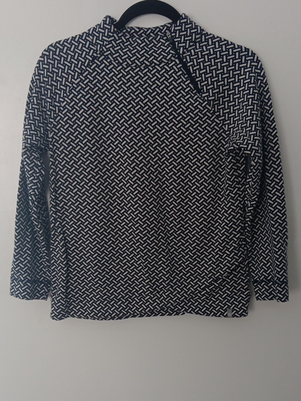 T By Tahari Geometric Zippered Mock Neck Popover Jacket #3801